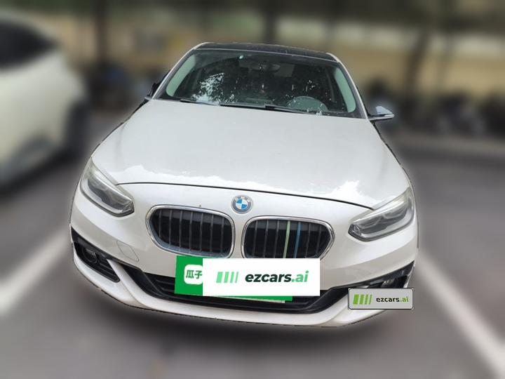 1 Series 2017 118i Sport photo 2