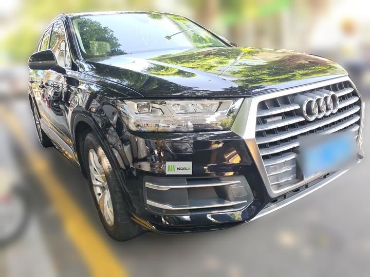 Q7 2019 55 TFSI Tech photo 3