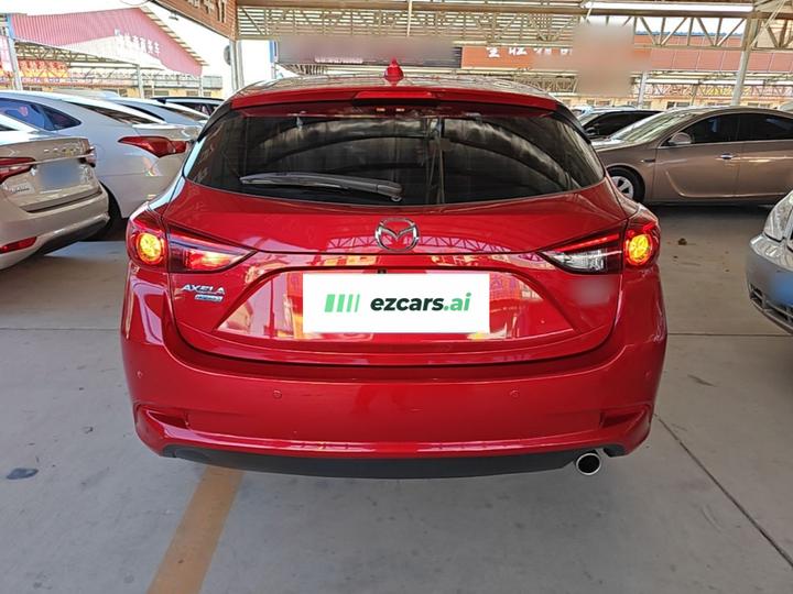 3 Axela 2017 Hatchback 1.5L AT Luxury China V photo 5