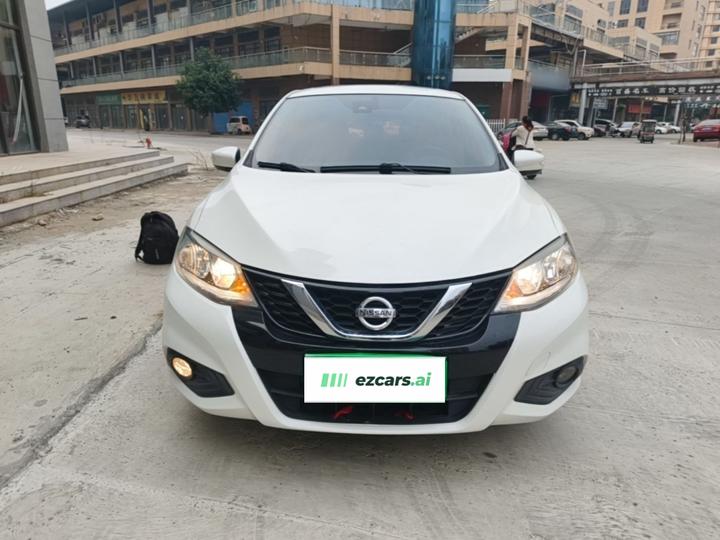 Tiida 2016 1.6L CVT photo 2