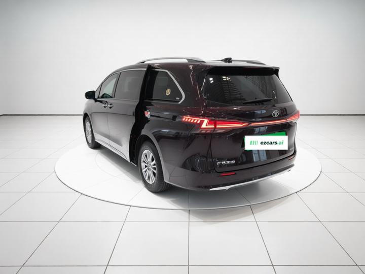 Sienna 2021 2.5L Hybrid Luxury photo 4