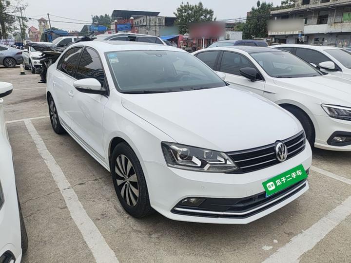 Sagitar 2015 230TSI AT Luxury photo 3