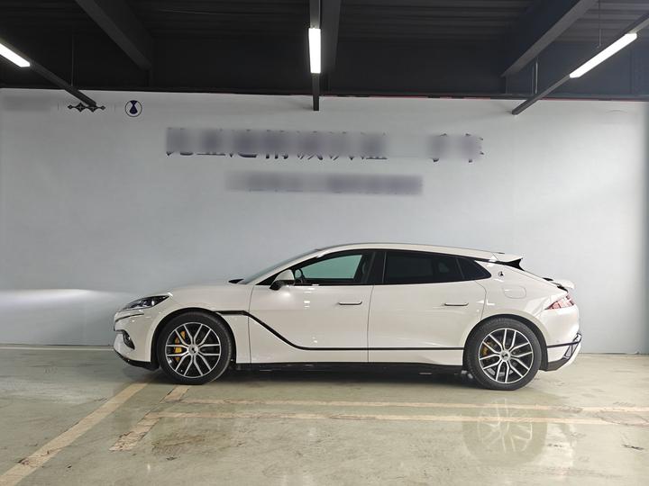 Z9GT 2024 630 AWD Pro photo 3