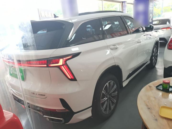CS75 PLUS 2023 3rd Gen 1.5T AT Premium photo 6