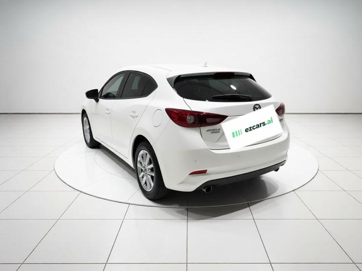 3 Axela 2019 Hatchback 1.5L AT Comfort China VI photo 4