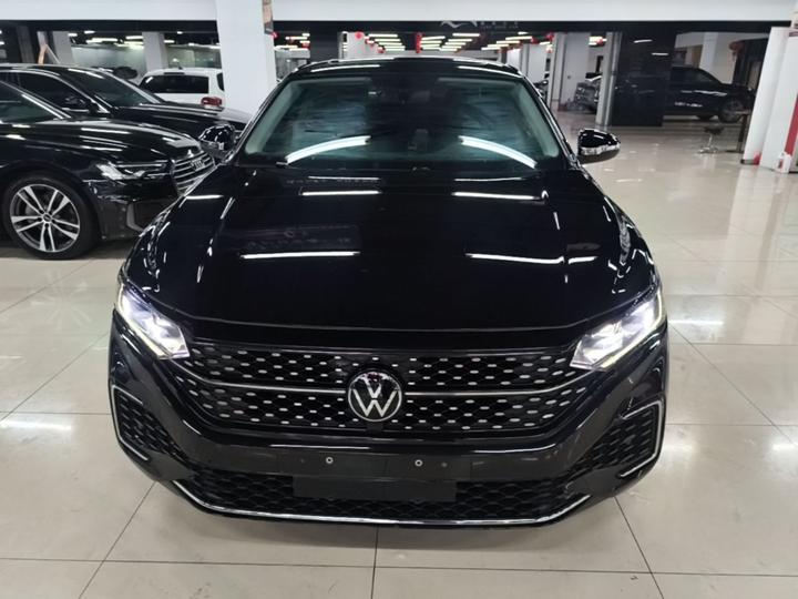 Passat 2023 Facelift 330TSI Elite photo 2