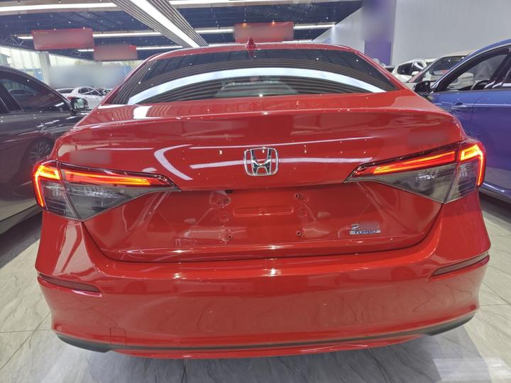 Civic 2022 240TURBO CVT Sport photo 4