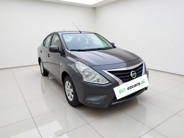 2016 1.5XE CVT Leading photo 3