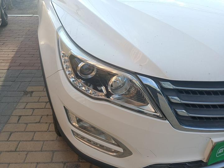 560 2016 1.8L iAMT Elite photo 7