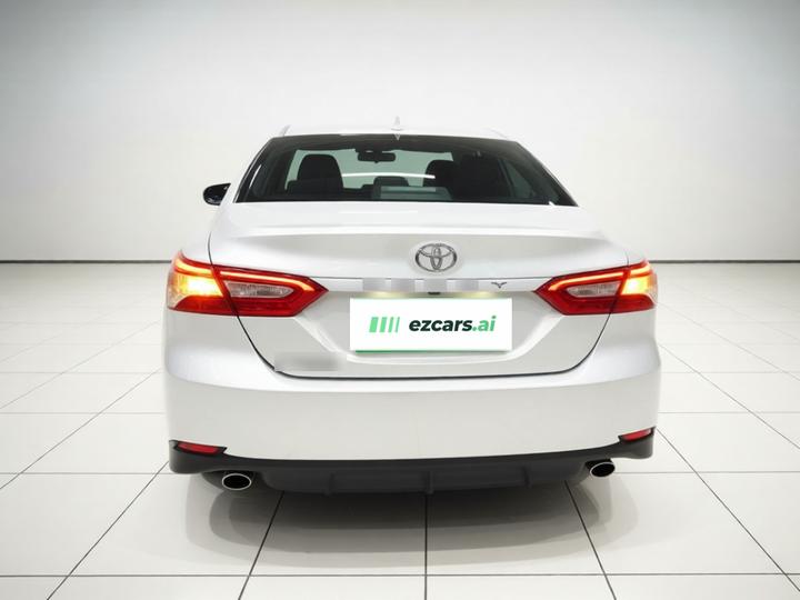 Camry 2023 2.0GVP Leading photo 3