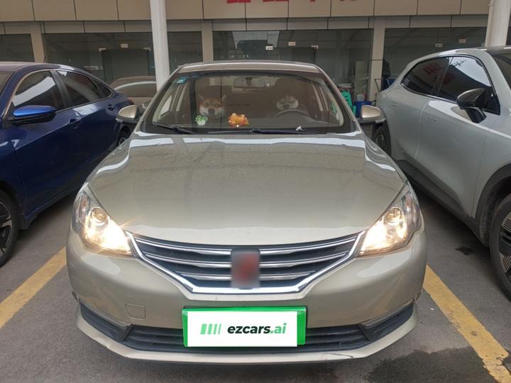 360 2015 1.5L MT Luxury photo 2