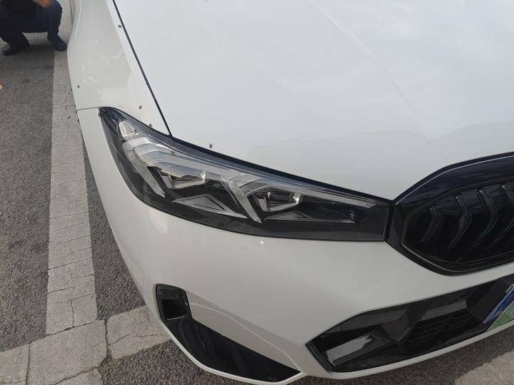 3 Series 2025 330Li M M Sport Night Package photo 7