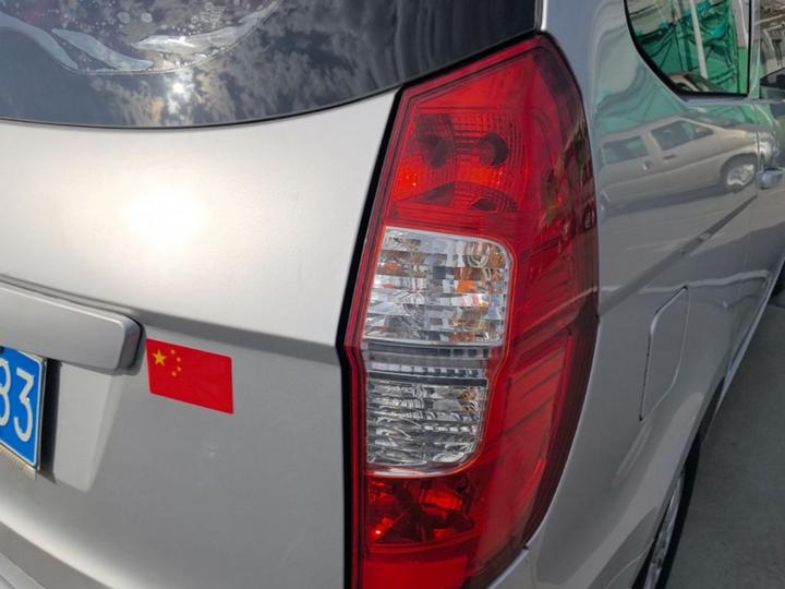 Wuling Hongguang 2014 1.5L S Standard photo 7