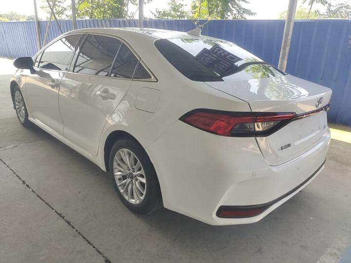 2022 2.0L Elite photo 4