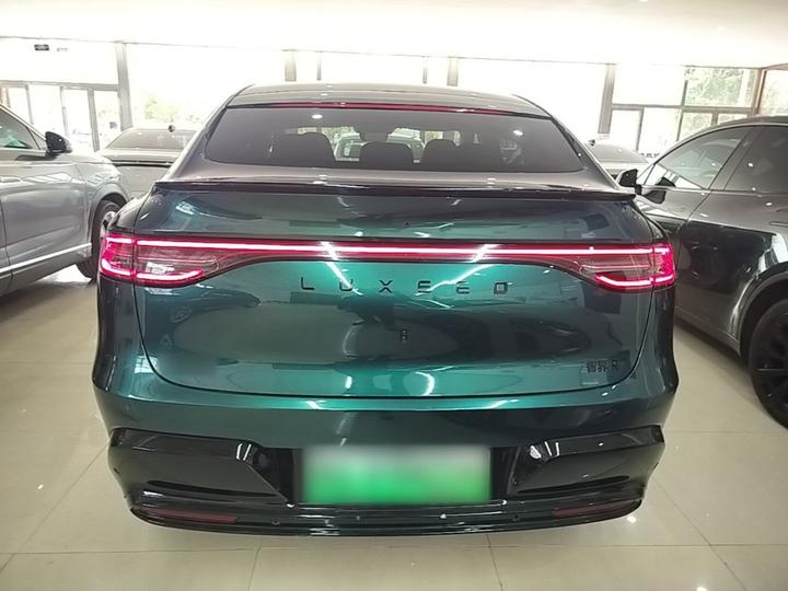 HIMA Luxeed R7 2025 EREV 360km Max photo 5