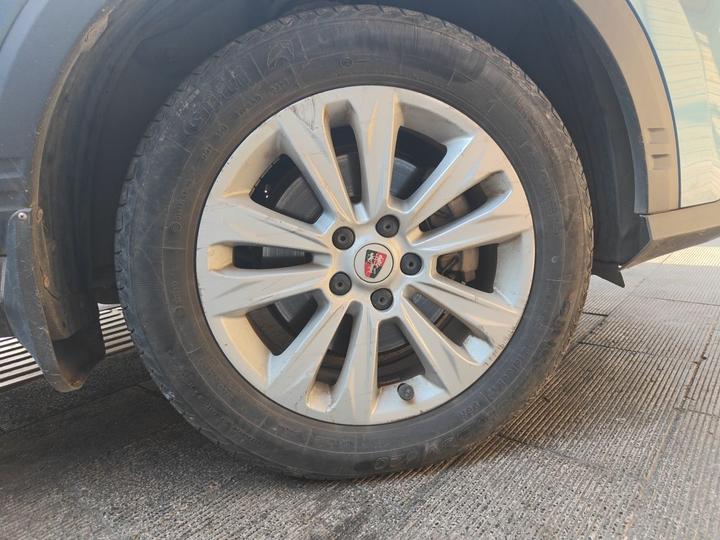 RX5 2016 20T RWD MT Luxury photo 8