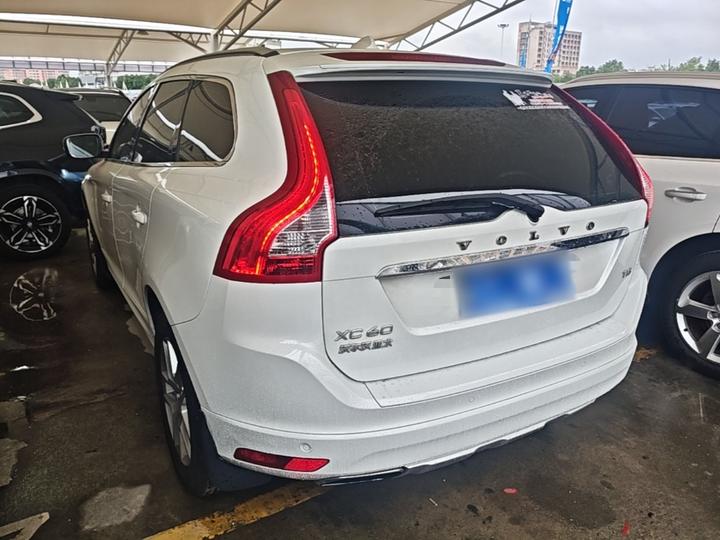 XC60 2017 T5 photo 4