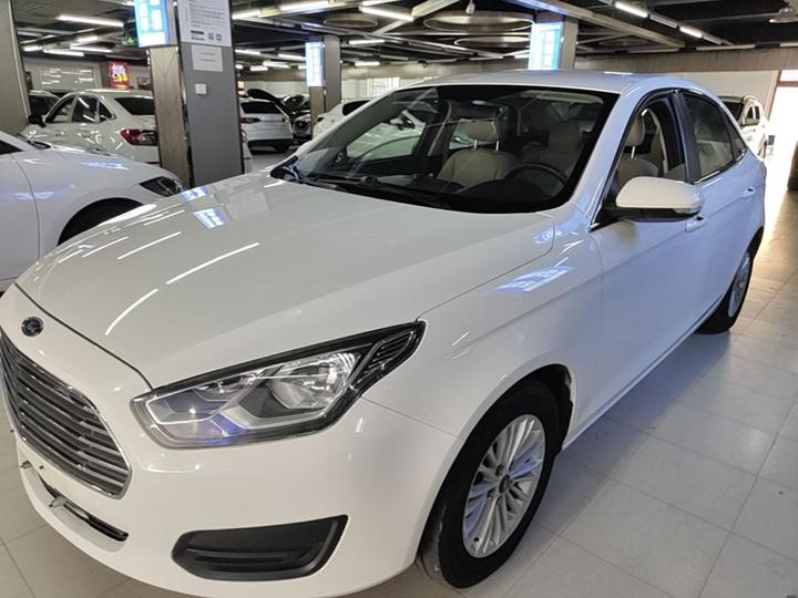 Escort 2017 Facelift 1.5L AT Comfort