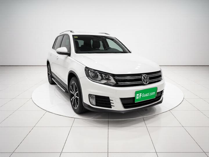 Tiguan 2015 1.8TSI AT AWD Luxury photo 3
