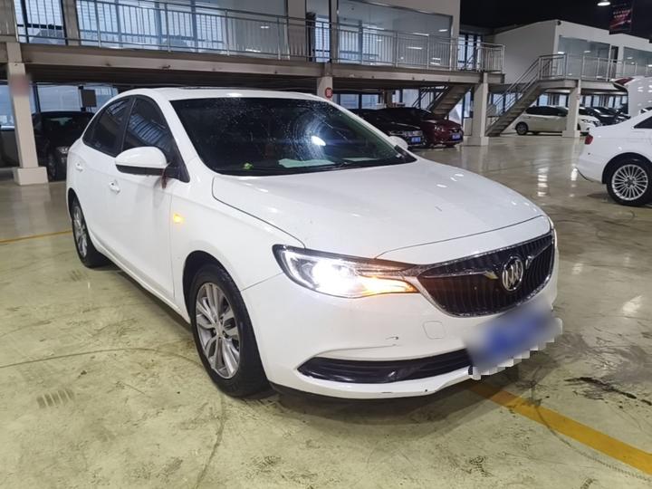 Excelle 2019 18T AT Elite China VI photo 3