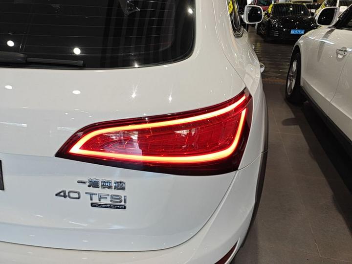 Q5 2017 Plus 40 TFSI Tech photo 7
