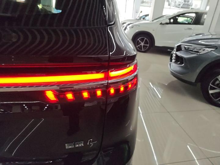 Xingyue L 2024 2.0TD DCT EVO RWD photo 7