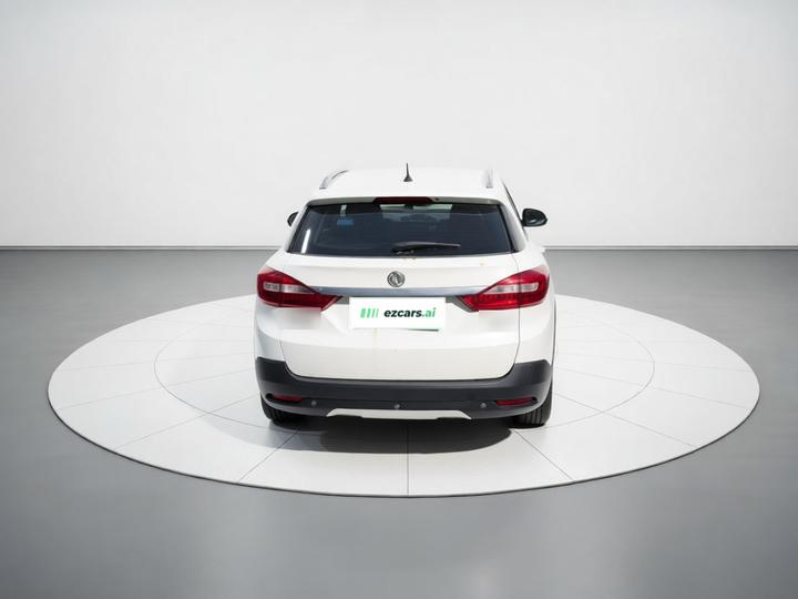 AX3 2016 1.5L AT photo 3