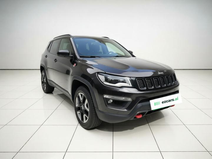 Compass 2017 200TS AT Performance AWD photo 3
