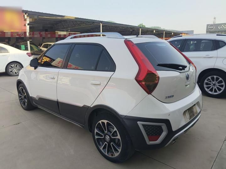 3SW 2015 1.5L AMT Elite photo 4