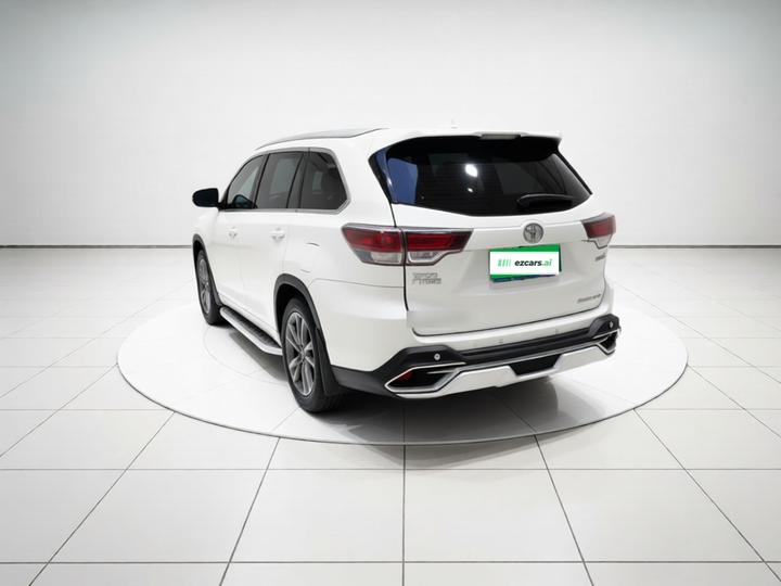 Highlander 2017 2.0T AWD Luxury 7-Seater photo 4