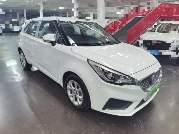 3 2017 1.5L AT Connected Elite photo 3
