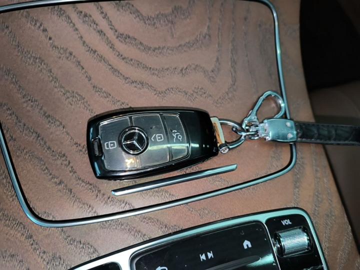 E-Class 2023 Facelift E 300 L Luxury photo 8