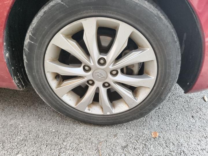 Elantra 2016 1.6L AT Premium photo 8