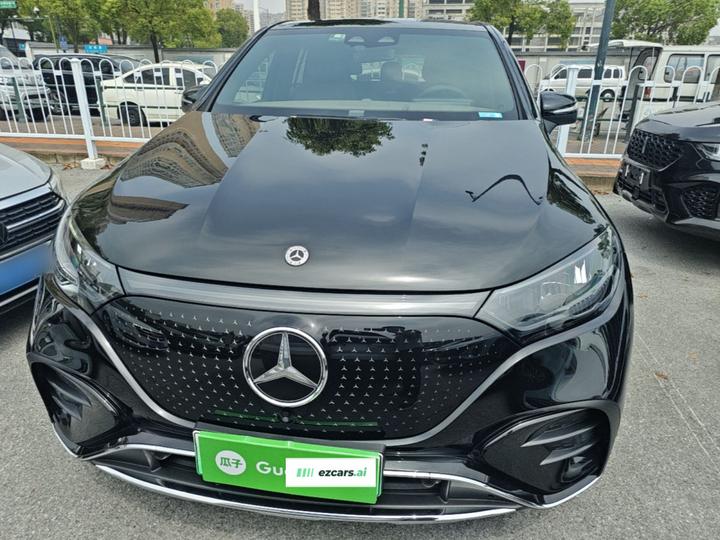 EQE SUV 2024 350 4MATIC Luxury photo 2