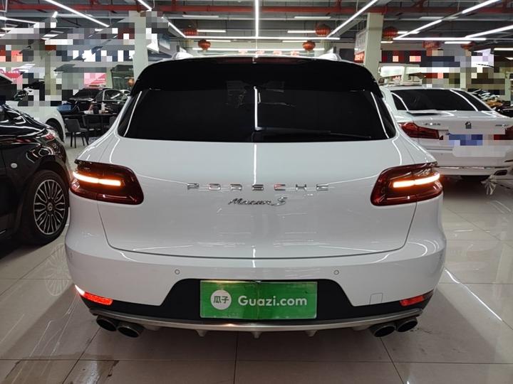2017 Macan S 3.0T photo 3