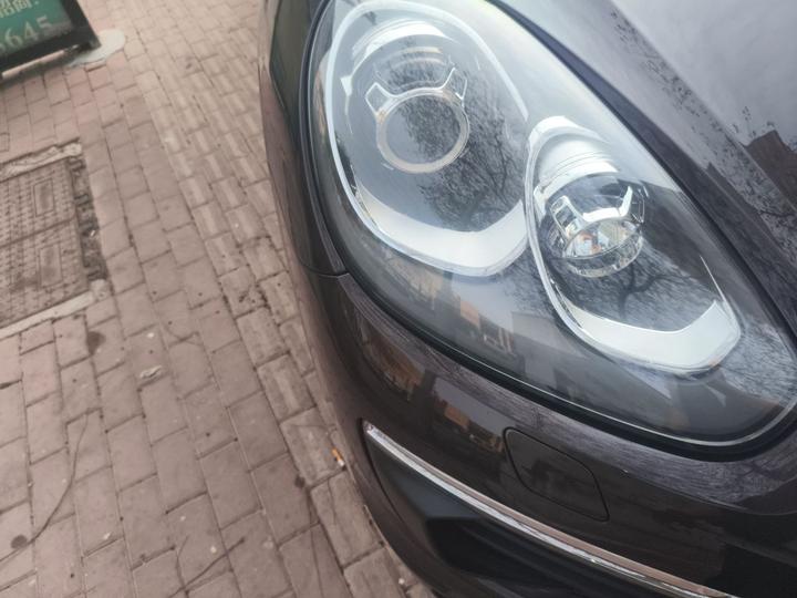 2016 Cayenne Platinum Edition 3.0T photo 7