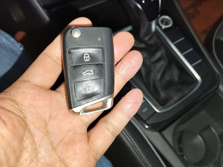 Sagitar 2023 280TSI DSG Plus photo 8
