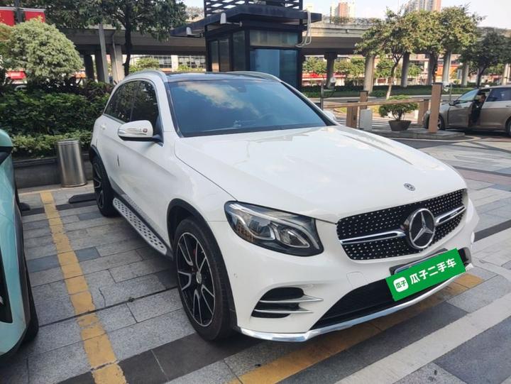 GLC 2017 GLC 260 4MATIC Dynamic photo 3