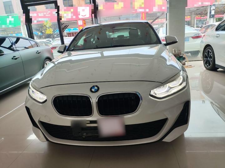 1 Series 2020 120i M Sport Package photo 2
