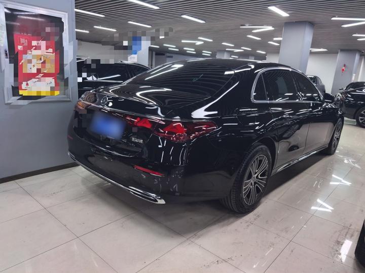 E-Class 2026 E 260 L photo 6