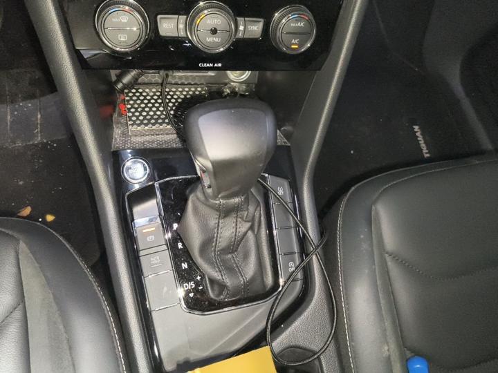 Tiguan L 2018 330TSI AT RWD Comfort photo 6
