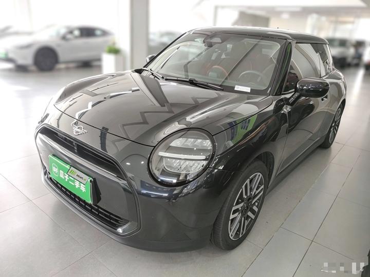 MINI COOPER 2025 456km COOPER E Classic