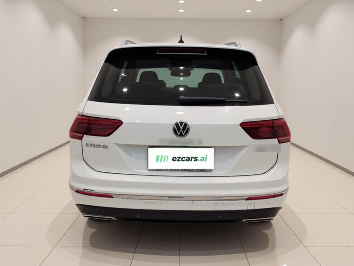 Tiguan L 2021 330TSI AT RWD R-Line Flagship photo 5