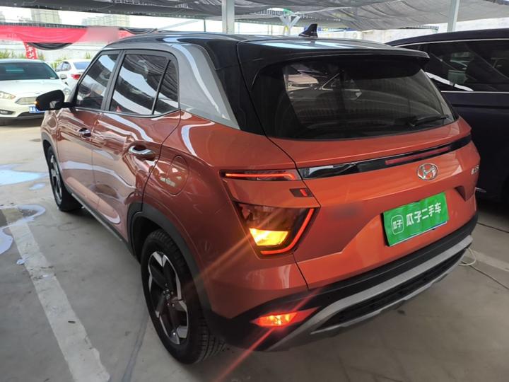 ix25 2020 1.5L CVT DLX Premium photo 4