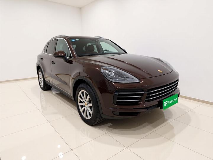 2018 Cayenne 3.0T photo 3