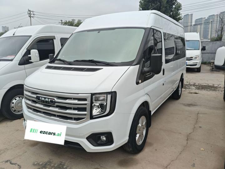 2023 2.0T MT Medium Wheelbase Business 9-Seater
