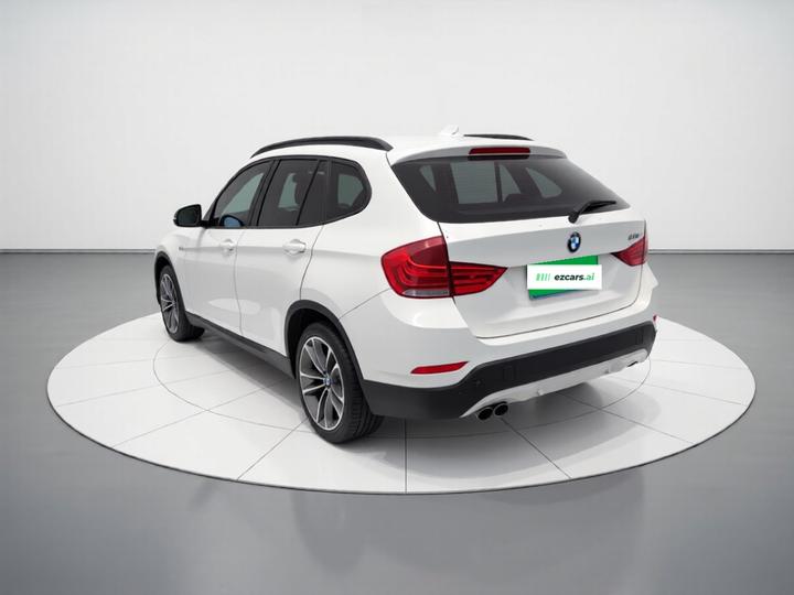 X1 2015 sDrive18i Leading photo 4
