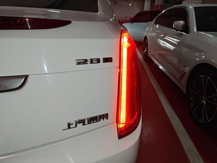 XTS 2017 28T Luxury photo 7