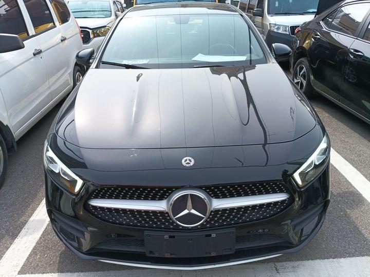 A-Class 2019 Facelift A 200 L Sport photo 2