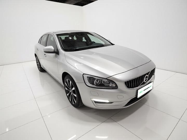 S60 2018 S60L T3 Progressive photo 3